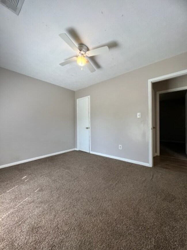 Building Photo - Convenient to Midtown, North Columbus, Ft Benning, CSU!!!