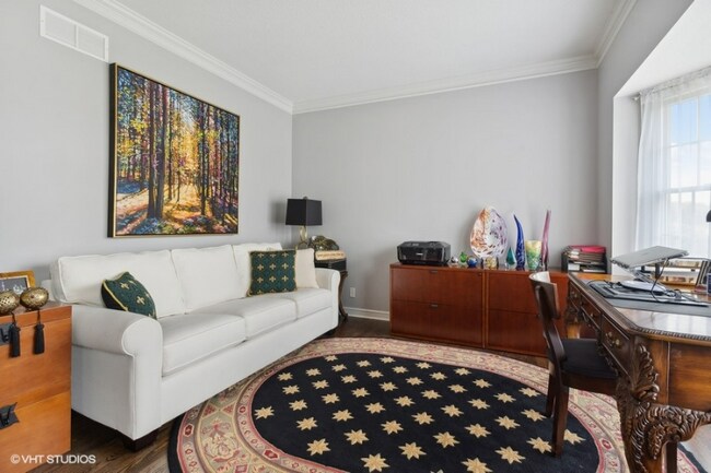 Building Photo - 9669 Cailler Dr