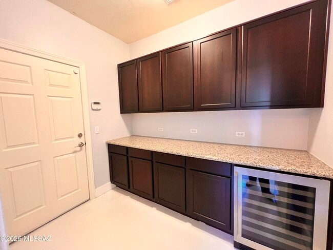 Building Photo - 12252 N Wind Runner Pkwy