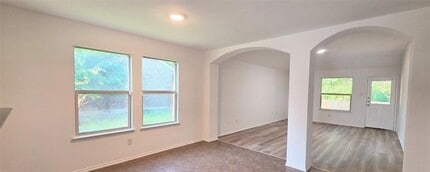 Building Photo - 3320 Dumas Dr