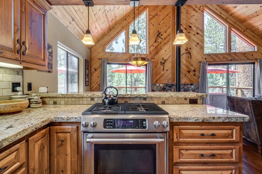 Building Photo - 15568 Alder Creek Rd