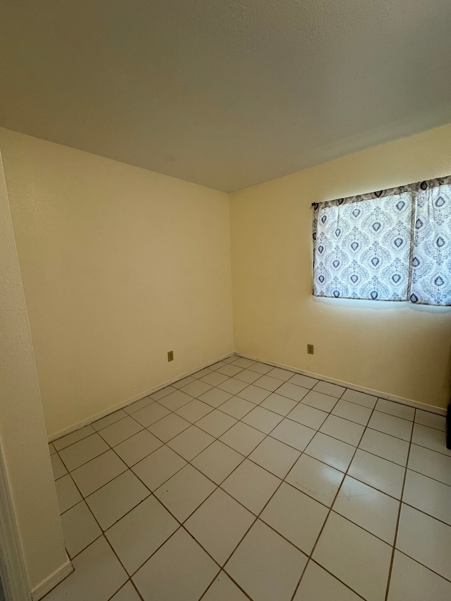Building Photo - 1007 Puolo Dr