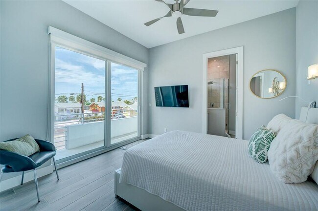 Building Photo - 10209 Gulf Blvd