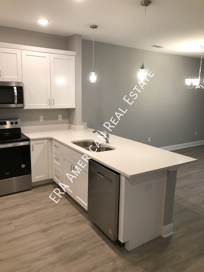 Building Photo - 999 Skylark Rd