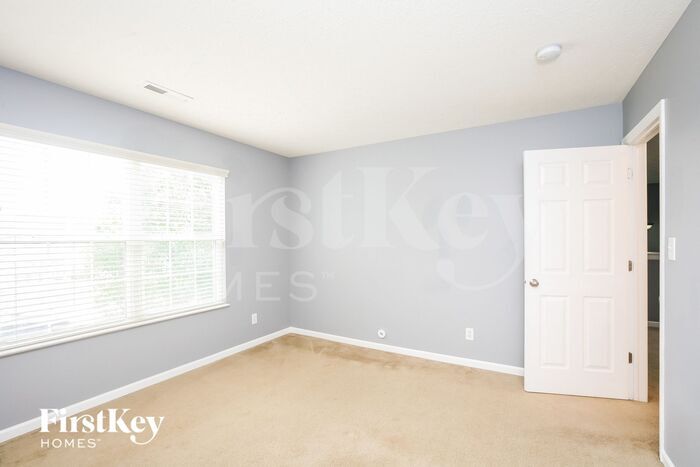 Building Photo - 17164 Tilbury Way