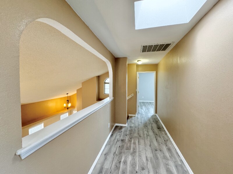 Building Photo - 14169 Tierra Delfin Dr