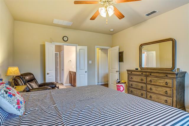 Building Photo - 2713 Costa Mesa Dr