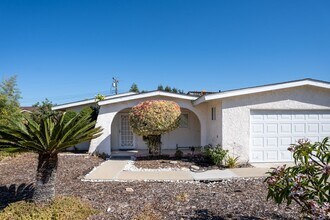 Building Photo - Cozy Zen Retreat Home with 4BD+3BA  Share ...
