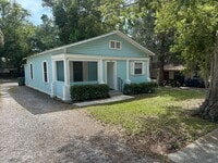 Building Photo - Charming Home with Modern Updates in Leesburg!
