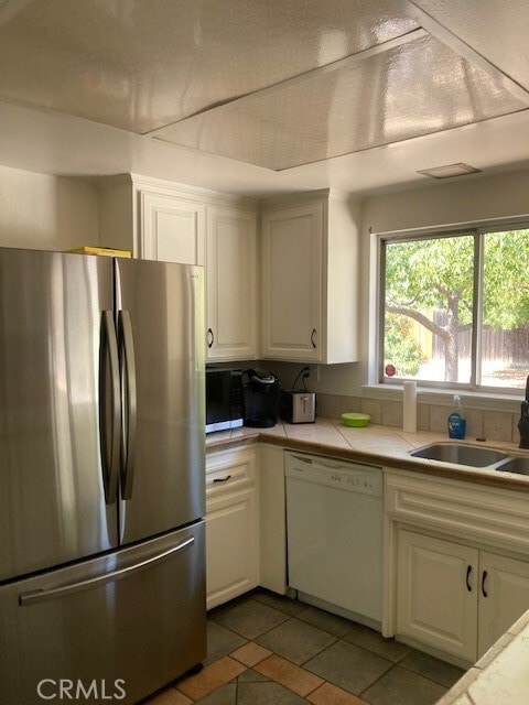 Building Photo - 129 Sunridge Way