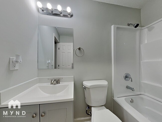 Building Photo - 2314 Hope Valley Ln