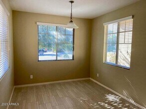 Building Photo - 654 W Desert Mountain Dr