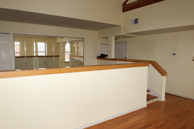 Building Photo - Amazing Canton Studio Condo CAC, W/D & par...