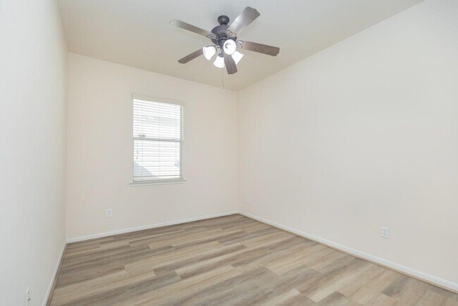 Building Photo - 7427 Boerne Creek Dr