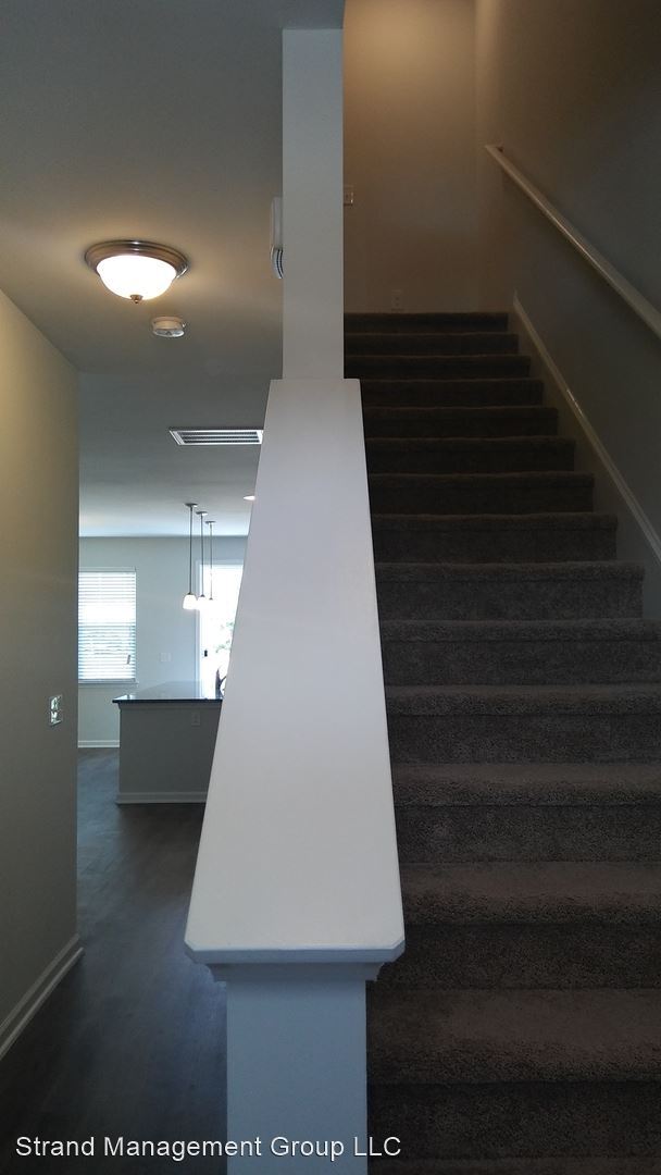 Building Photo - 3 br, 2.5 bath House - 1039 Tee Shot Drive...