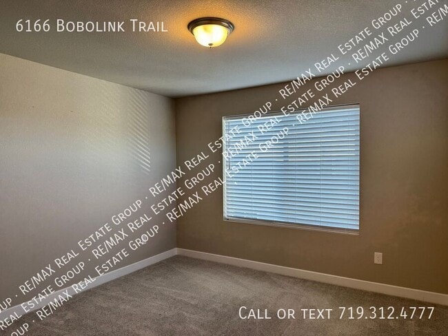 Building Photo - 6166 Bobolink Trl