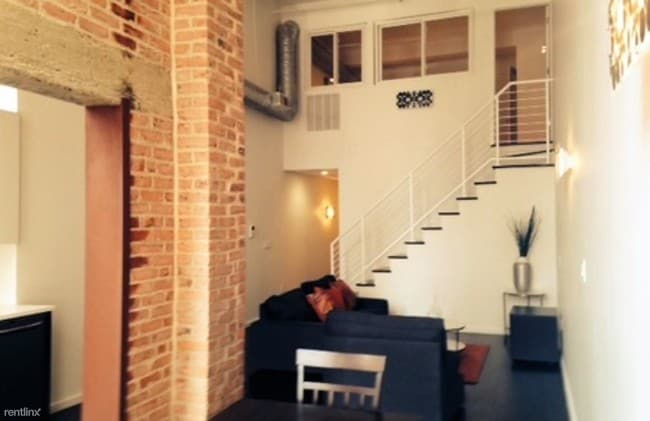 Building Photo - 2 br, 1 bath  - 728 Market St