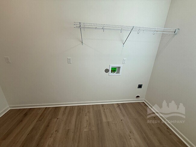 Building Photo - Beautiful NEW BUILD in Cordova!