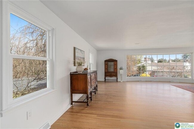 Building Photo - 2824 College Dr