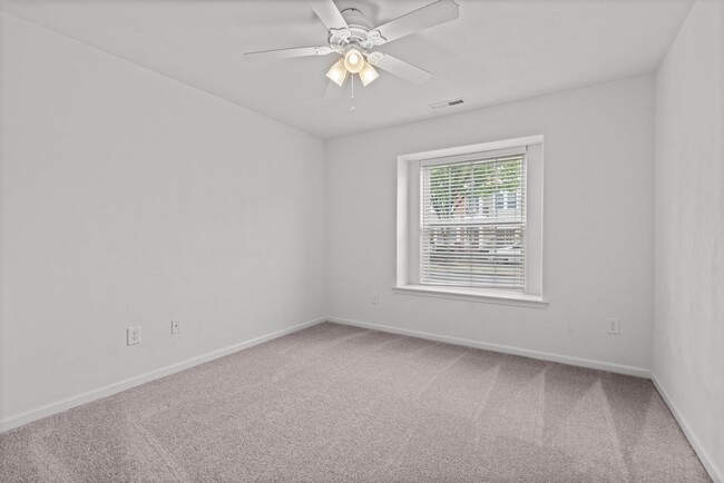 Building Photo - 8122 Lee Hall Ave