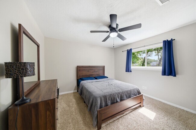 Building Photo - 12935 Belgrave Dr