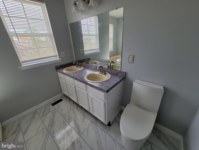 Building Photo - 43 Hetton Ct