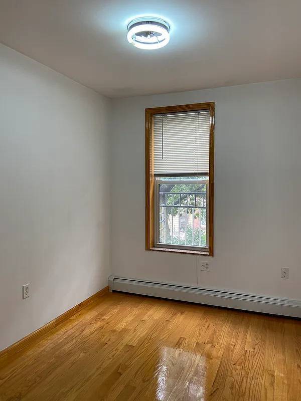 Building Photo - 324-353 53rd St
