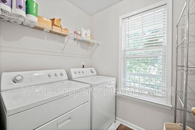 Building Photo - 11339 Dundarrach Ln