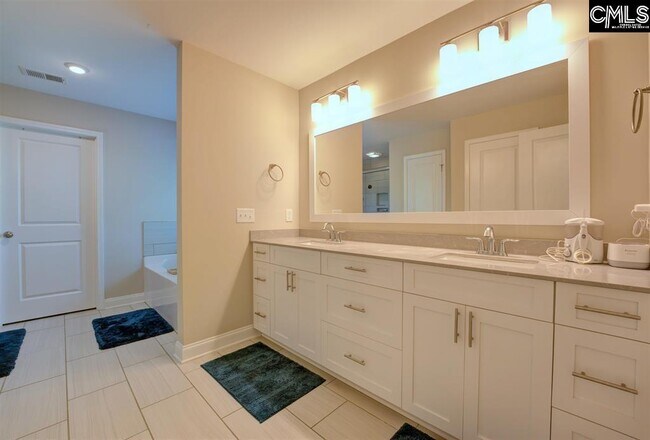 Building Photo - 309 Creek Ridge Loop