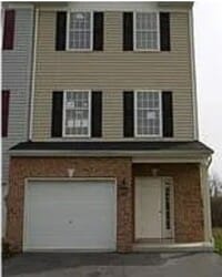 Building Photo - Spacious, Large, Luxury 3 Bedroom End - Unit Townhouse in Hockessin, Delaware
