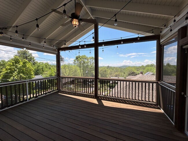 Building Photo - Central AVL - Custom Built, Made for Enter...