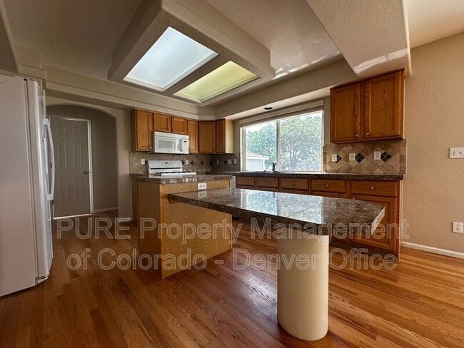 Building Photo - 10263 S Cedaridge Ct