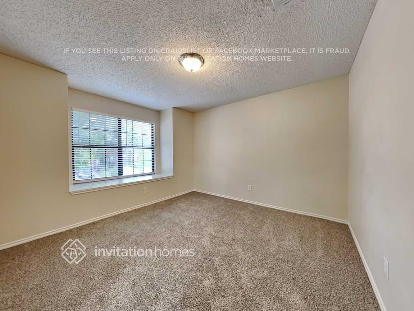 Building Photo - 2404 Beaver Run