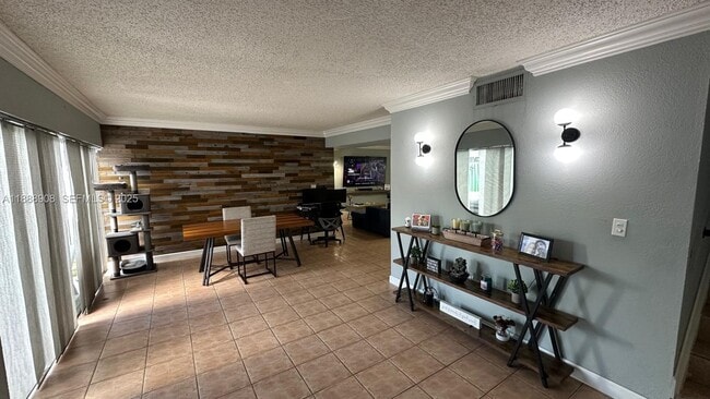 Building Photo - 15430 SW 81st Cir Ln