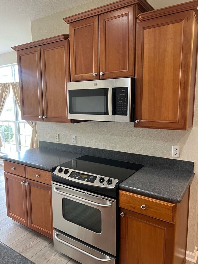 Building Photo - Lovely 3BR Ranch-Style Home in Sun City!