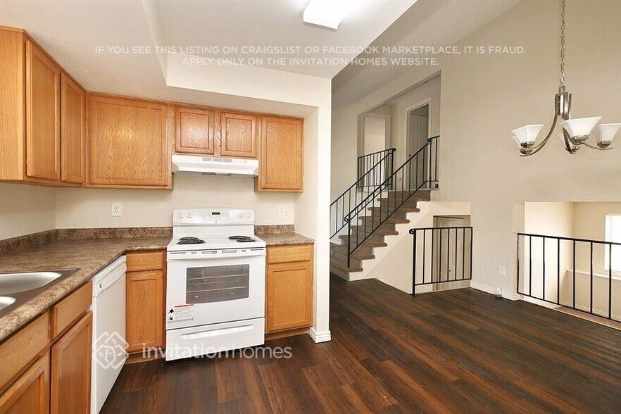 Building Photo - 4680 Crown Blvd