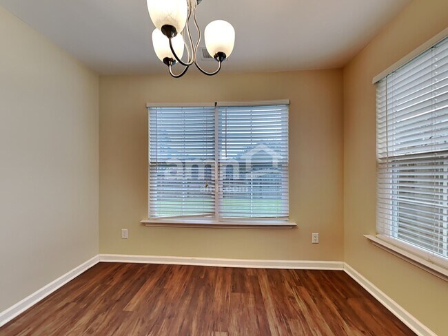 Building Photo - 317 Drayton Place Dr