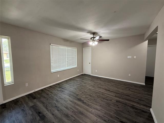 Building Photo - 2914 Scottsbluff Dr