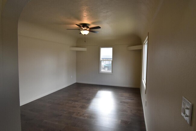 Building Photo - 2515 Wiard St