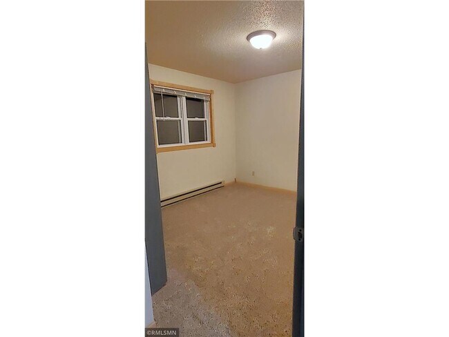 Building Photo - 308 Willow St