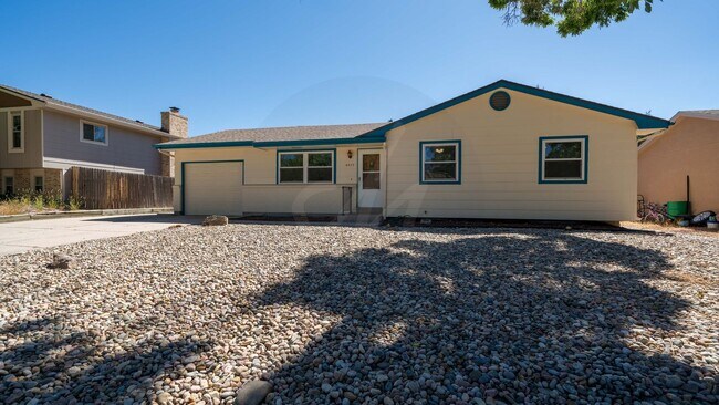 Primary Photo - Attractive Ranch Home In Village Seven