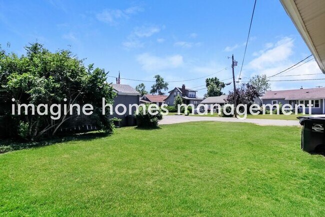 Building Photo - 7708 Arlington Avenue