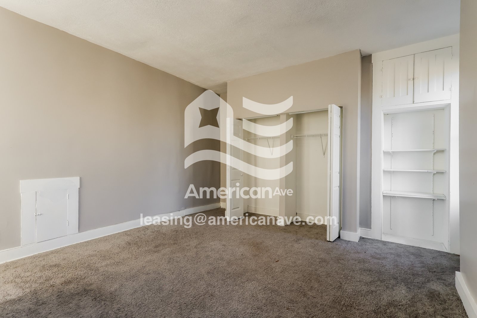 Building Photo - 2327 Duncan St