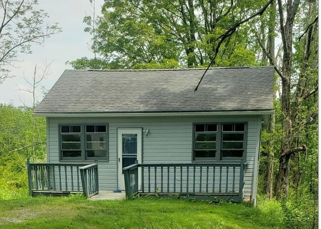 Building Photo - 300 Budd Rd