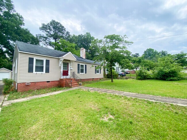 Primary Photo - 604 Townsend St