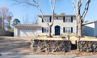 Building Photo - 1804 Martha Dr