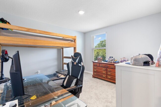 Building Photo - Like New Home For Rent in Creek Preserve