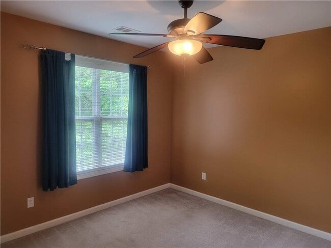 Building Photo - 5555 Holly Springs Dr