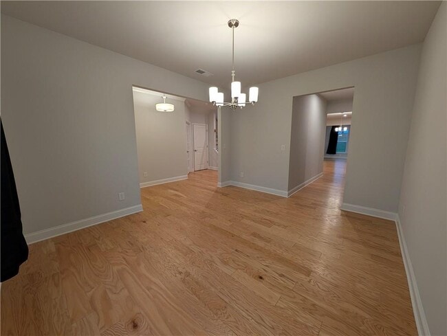Building Photo - 406 Riverclub Rd