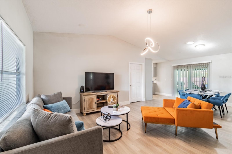 Building Photo - 14003 Ridgedale Way